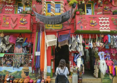 Tours grupales en Medellín y Colombia con experiencias culturales - Colombia en tus Ojos Tours